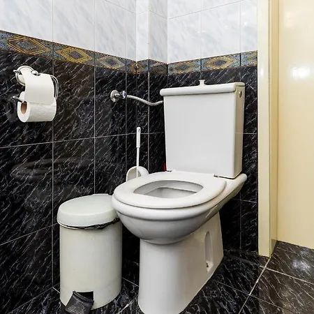 Spacious 2-bedroom Maisonette In Centre By Flat Mаnager Apartment *
