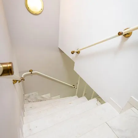 Апартамент Spacious 2-bedroom Maisonette In Centre By Flat Mаnager Пловдив